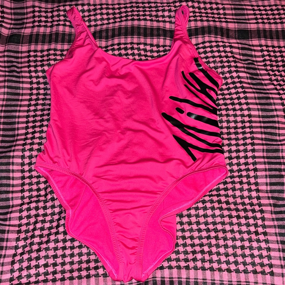 NIKE Hot Pink One Piece Swimsuit High Leg Cheeky Bum Low Cut Back Beach Babe